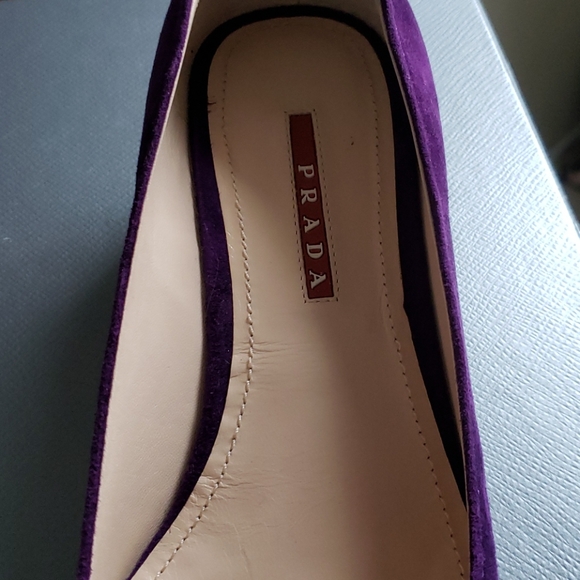 Shoes - Picture 4 of 5